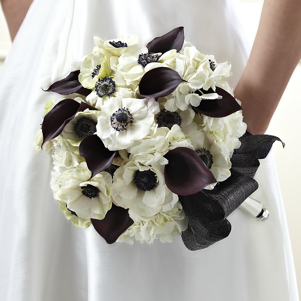 To Have and To Hold Bouquet – Salem Floral Llc, West Salem WI
