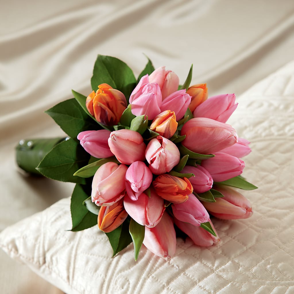 Embraceable Bouquet – Salem Floral Llc, West Salem WI