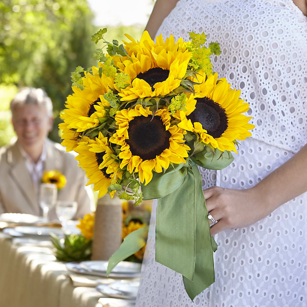 Free Spirit Bouquet – Salem Floral Llc, West Salem WI
