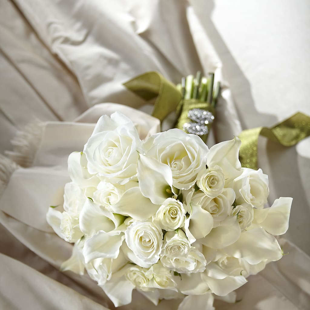 Serene Highness Bouquet – Salem Floral Llc, West Salem WI