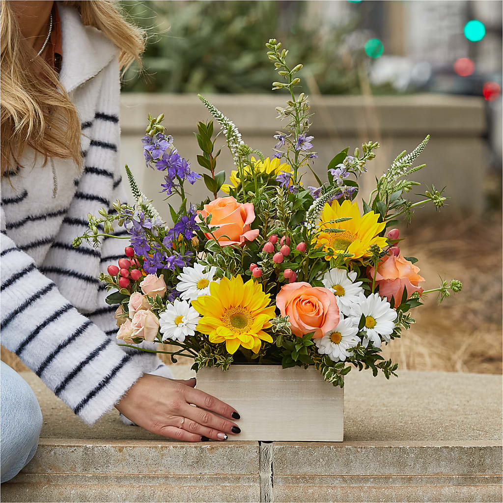 The Good Life Bouquet –  Salem Floral Llc, West Salem WI