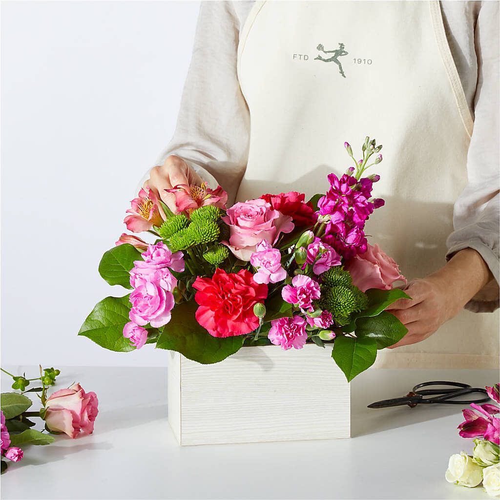 Sweetberry Box – A Florist Original –  Salem Floral Llc, West Salem WI