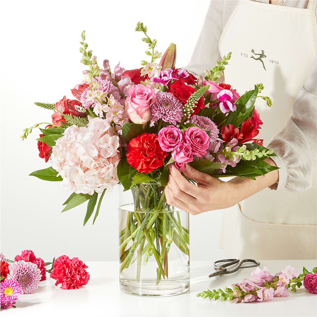Swooning Over You - A Luxury Florist Original –  Salem Floral Llc, West Salem WI