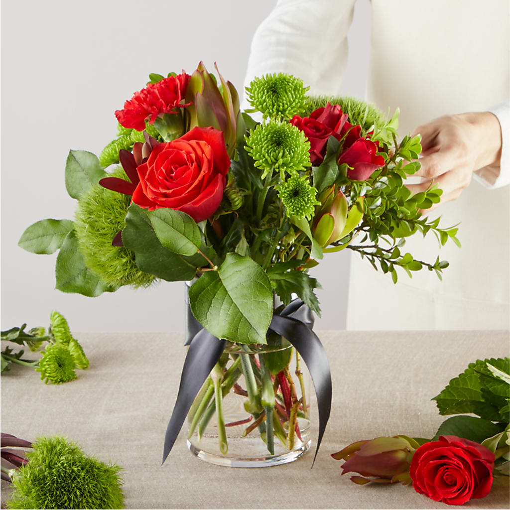 Heritage Kindle – A Florist Original –  Salem Floral Llc, West Salem WI