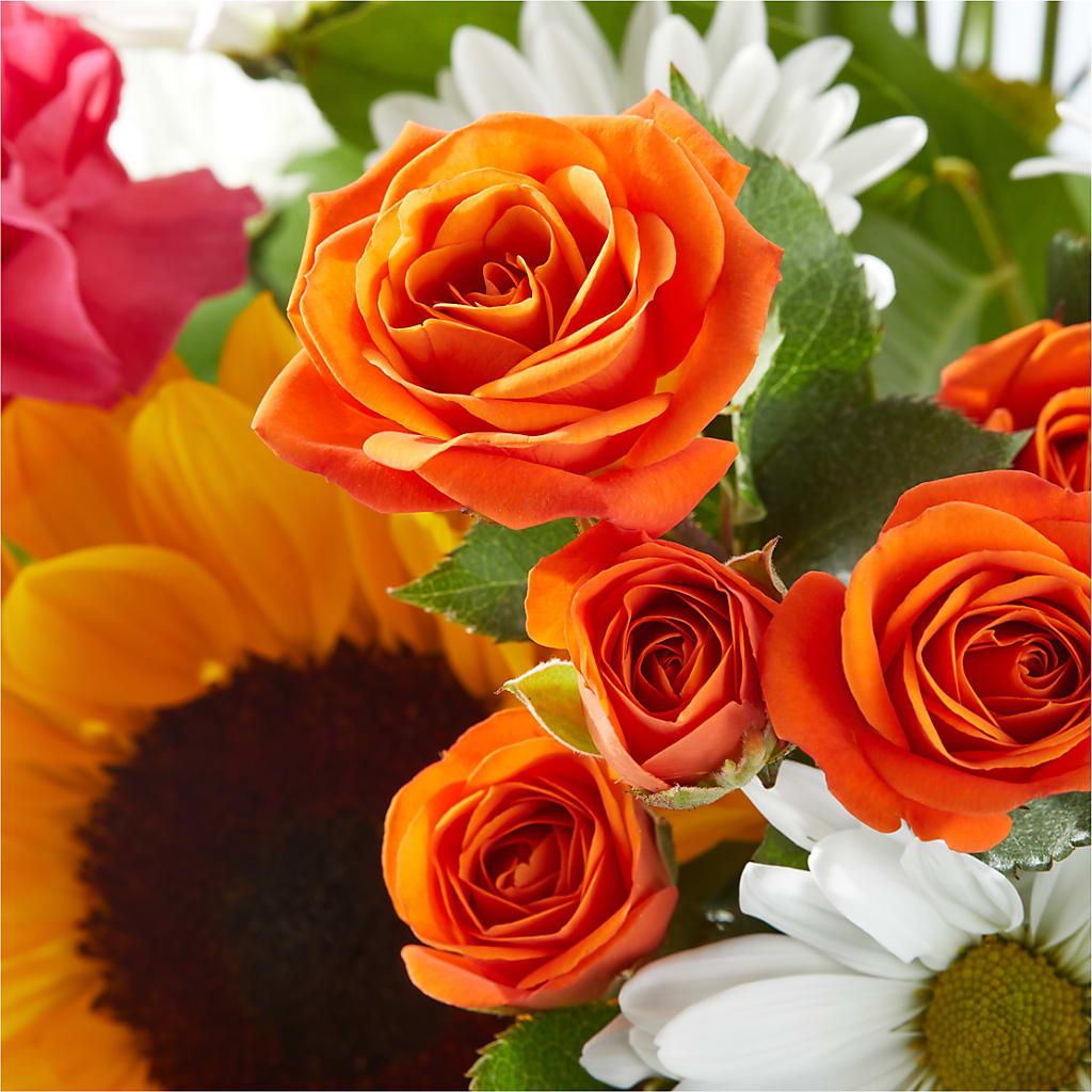 Sun-drenched Blooms Bouquet –  Salem Floral Llc, West Salem WI